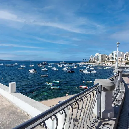 Apartament Spacious & Comfy Seaside Flat