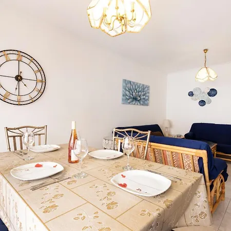 Apartament Spacious & Comfy Seaside Flat *